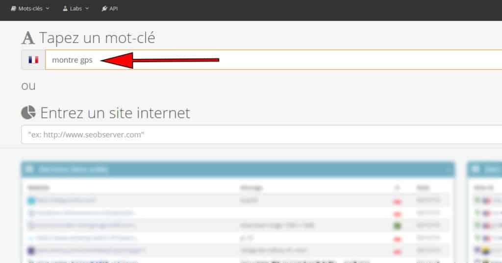 taper un mot clé dans la SERP machine